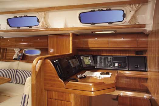 Charter Yacht zu chartern bei Sunja Yachting Bavaria 46 Cruiser 10